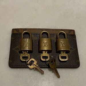 COPY - Louis Vuitton Brass Lock & Key Set